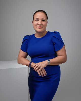 Nina Francees - den Heyer